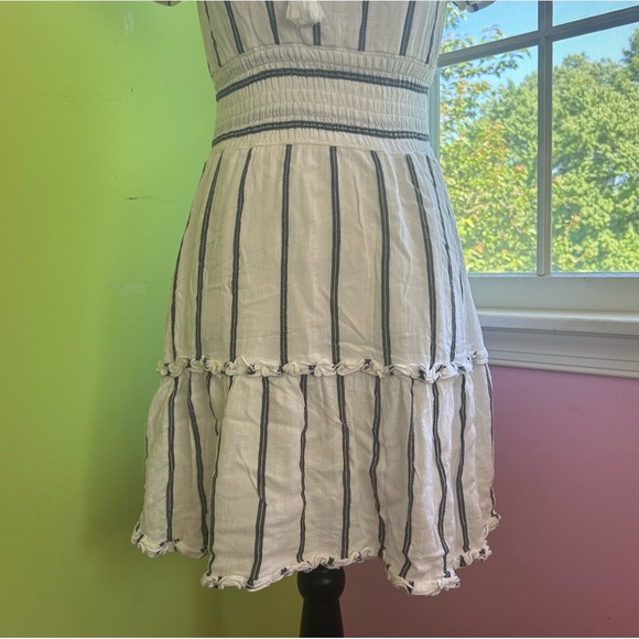 American Eagle | White Striped Dress - Picture 5 of 6